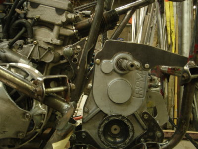 t_pilot_basketcase_engine_mounting_056_127.jpg