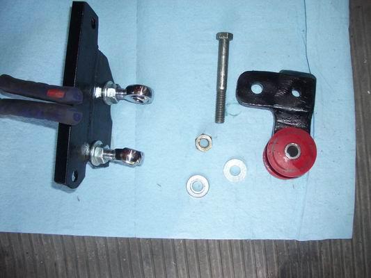 Idler,mounting plate and hardware.jpg