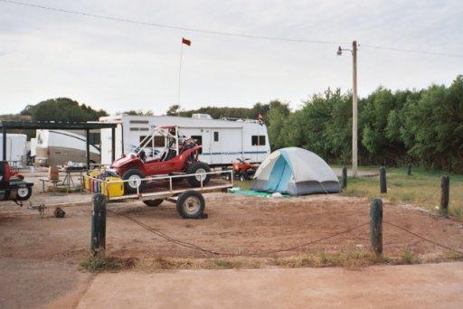 Dennis_FL670_Tent.jpg