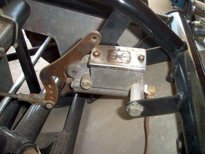 front brake cylinder.JPG