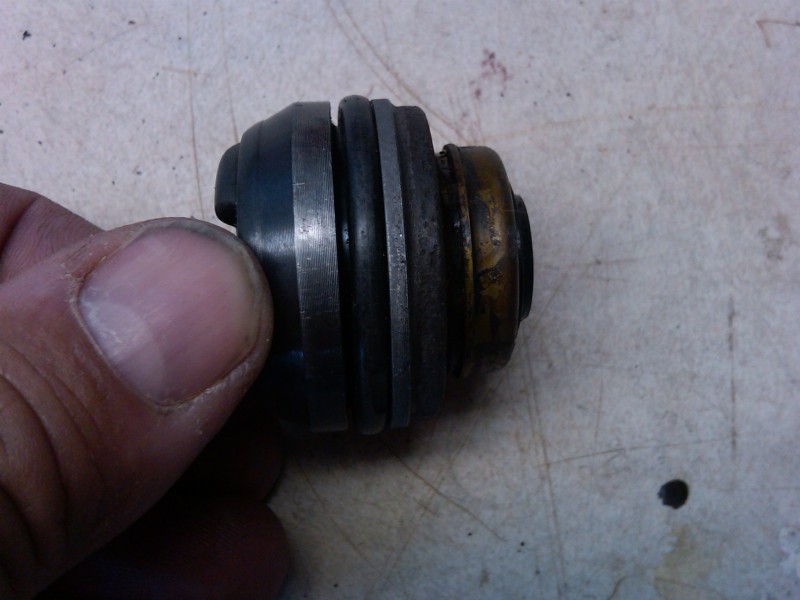 tecate rear shock 006.jpg