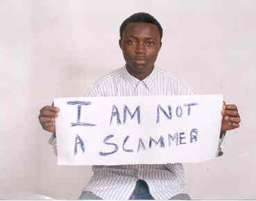i-am-not-a-scammer-he-is.jpg