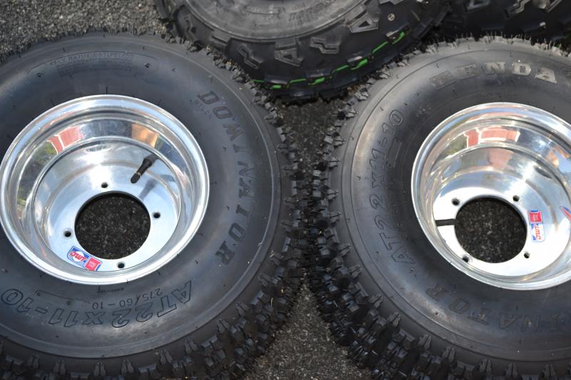 Snow Rear tires.jpg