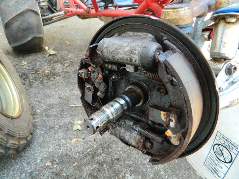 pilot front brakes 001.JPG