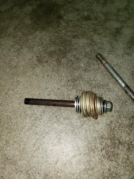 Honda Pilot Knuckle bolt2.jpg