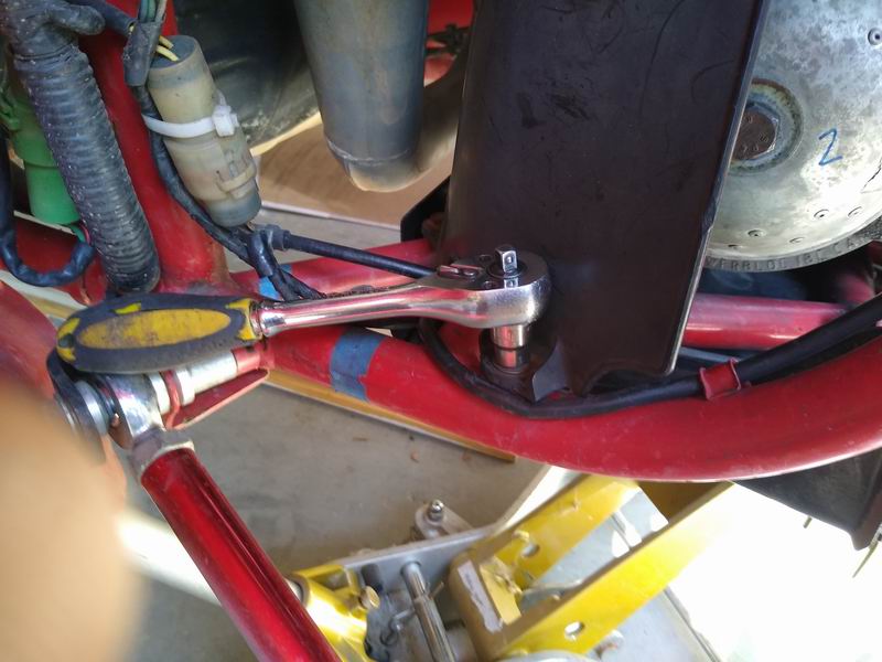 Remove bolt for Drive Acess.jpg